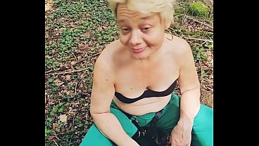 I love having hot sperm all over my face