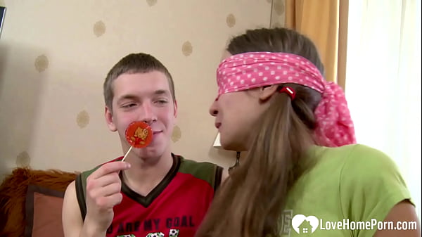 Blindfolded sweetie receives a nice vascular surprise