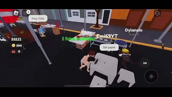Trio caliente en roblox