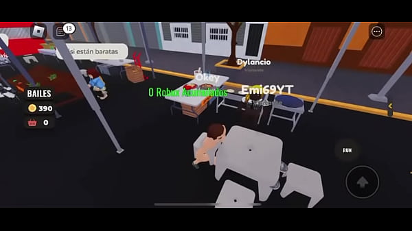 Trio caliente en roblox