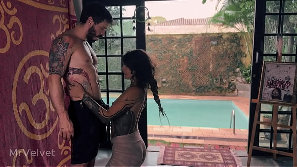 Dread Hot's first solo scene with a man. I really enjoyed this hot pussy / FULL VIDEO XVIDEOSRED OR SHEER