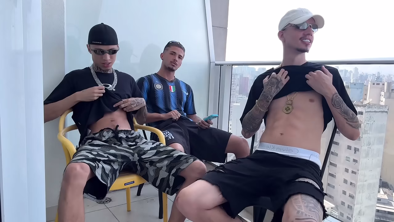 O QUE TR&Ecirc_S MACHOS SOZINHOS FAZ DE MELHOR, DESVAZIAM OS SACOS
