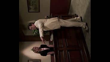 El sexo apasionado real los hace caer en Love entre s&iacute;