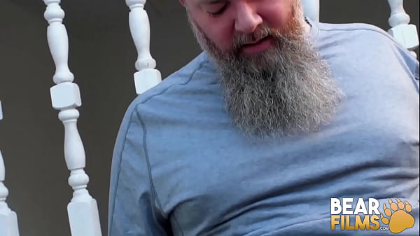 Download Video - BEARFILMS Fat Bear Tony Marks Sucked By Gay Alezgi Cage