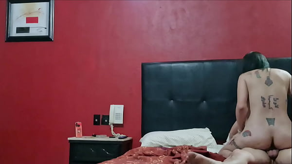 Download Video - Show cuckold&comma; marido se dedica a reclutar singles y que follen a su mujer frente a el 2