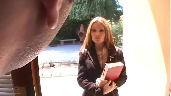 Nymphomaniac Mom seduce sunbathing Step Son to Fuck in Garden when home alone