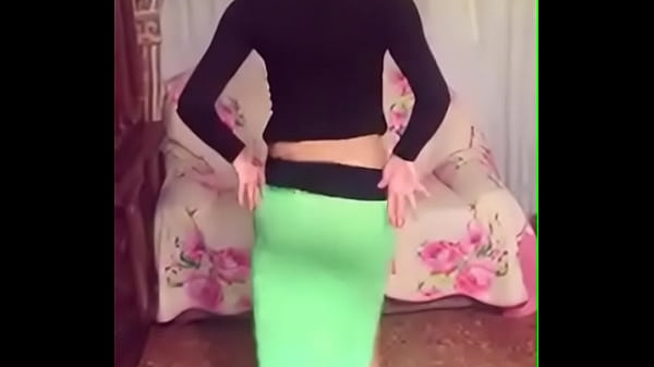 thumb bitch dancing