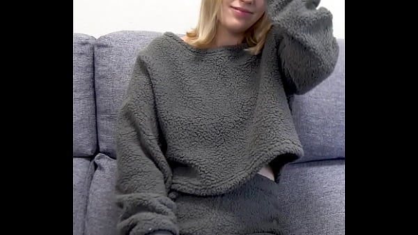 Making Out In Fleece Outfits With Trans Girlfriend