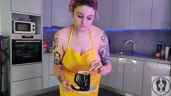 AllYouCanFetish - CHUBBY WAITRESS MASTURBATES IN THE KITCHEN WEARING AN APRON