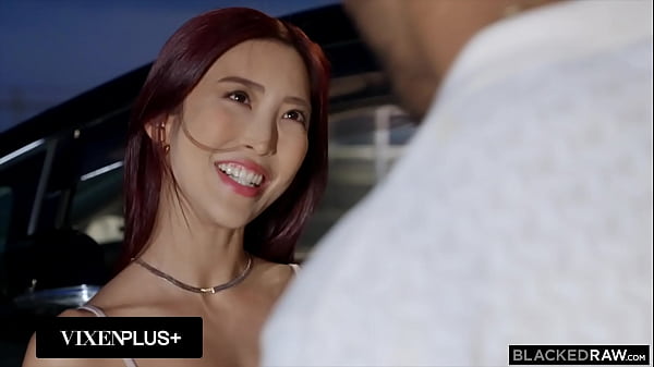 Download Video - BLACKEDRAW Petite Flawless Babe Emiri Momota Mixes Business With Extreme BBC Pleasure