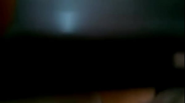 thumb fj in table