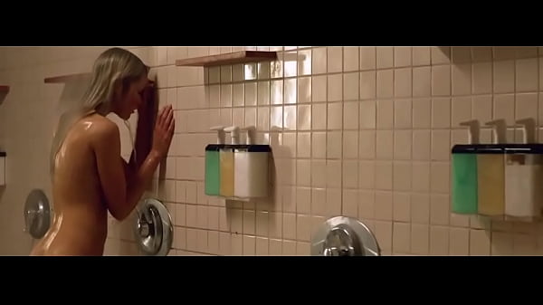 Katrina Bowden - Nurse 3d