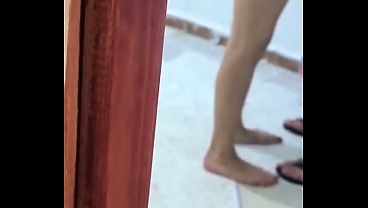 My Moroccan wife is having sex with the painter