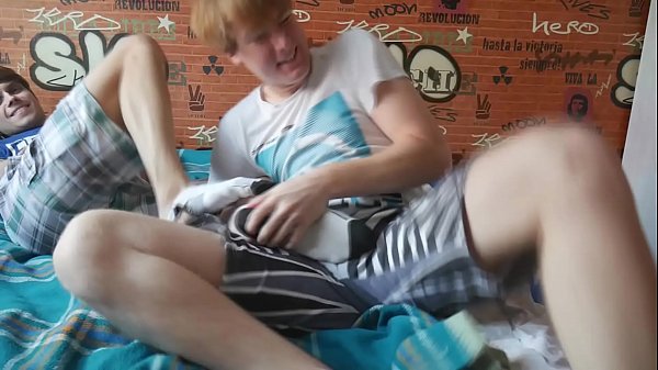 Download Video - Tickling feet and ripping the socks - morning bed play