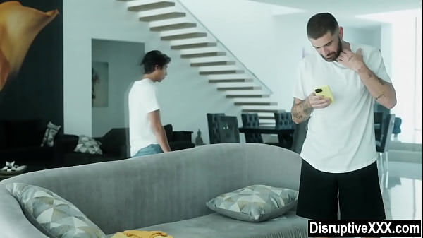 Download Video - Young gay boy looses virginity to older lover