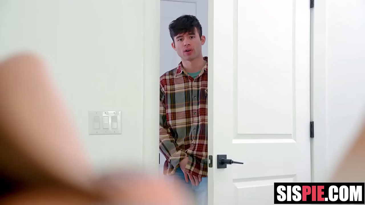 Stepsis Is Touching Her Pussy Again Enzo East, Summer Renee