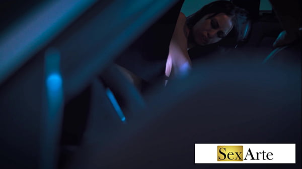 Lover fucks bitch on all fours in the car