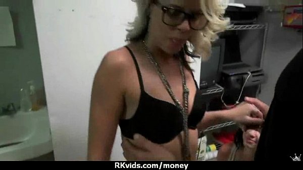 Slutty amateur babe is paid cash from some craz...