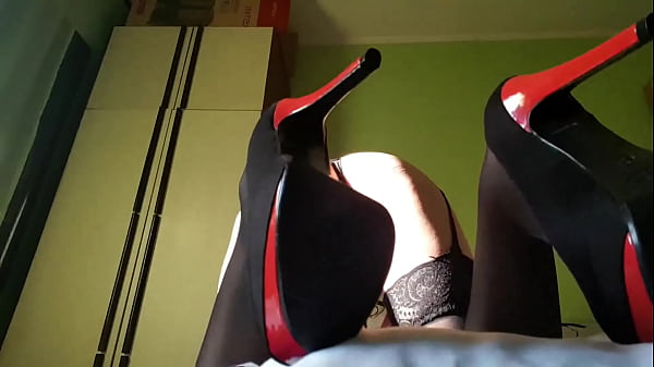 Redhead Slut In Black Lingerie Fucking & Licking Heels & Toes Sucking
