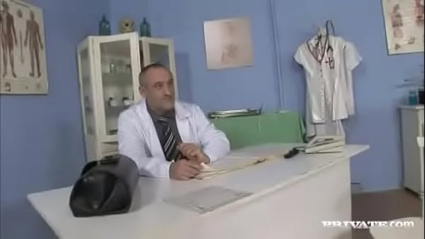 Jennifer Visits Her Doctor for a Fingering an Ass Fucking and a Facial