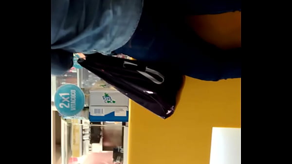 Big ass recorded in a shopping center