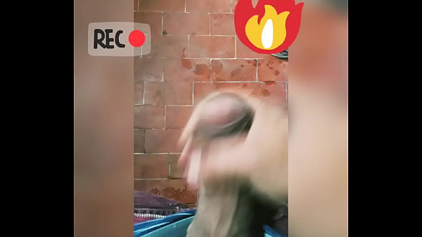 Download Video - Punheta no trabalho