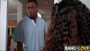 Download Video - It Smells Like Pussy In Here Isabella Jules&comma; Jonathan Jordan&comma; Dickdealer Don