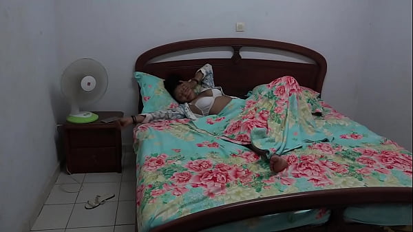 comendo a ruiva do rabo gosto bunda gostosa