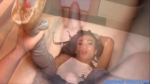 Download Video - Gorgeous ladyboy Namnueng fucked bareback