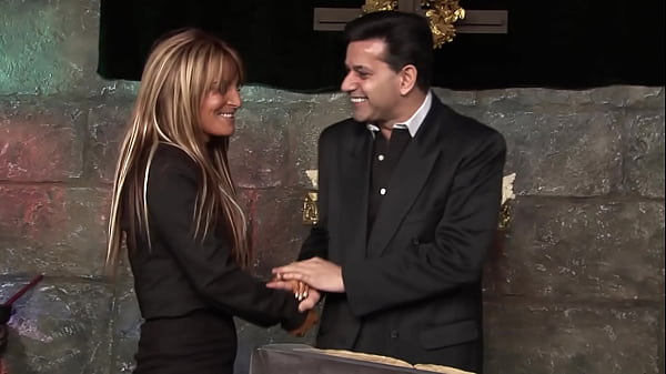 Linsey Dawwn Mckenzie And Sammy Jayne Gets Strapped Up In Fetish Lezbo Bondage Scene