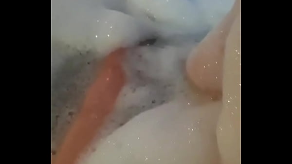 Je vous retrouve tout les soirs après 22h00 sur camcokine du lundi au jeudi