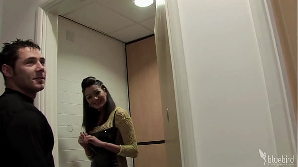 Kit Lee And Kat Lee Get Fucked In The Stall