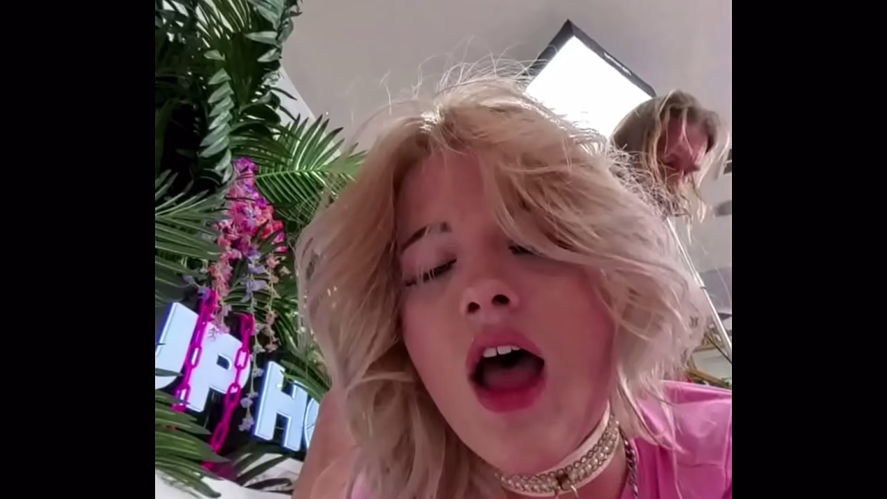 Tiny Babe Nicole Nichols Meets Up With Bryan Gozzling For Hardcore Sex