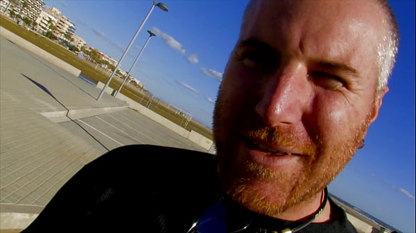 Super slut takes a big dick during porn casting