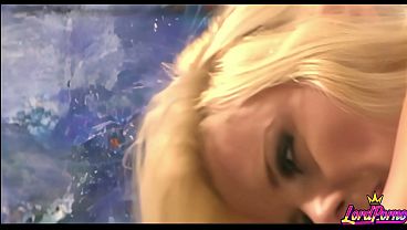 Sexy Blonde Hannah Harper Poolside Ass Adventure