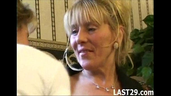 mature woman likes the y. pussy