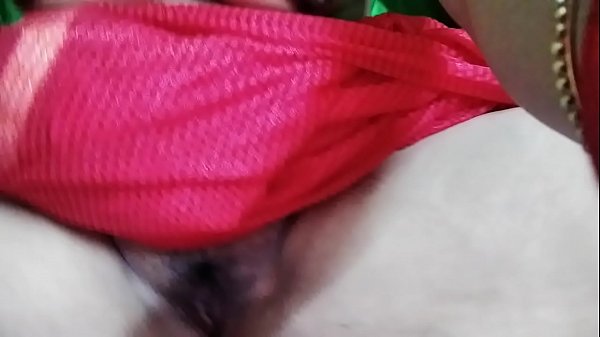 Indian Pyari Wife Hairy Pussy Playing With Condoms