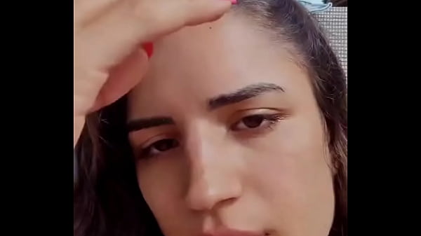 Sa y'est je suis enfin en vacances !! Seule bémol y'a pas de jolie filles à matter a la piscine je suis triste ...