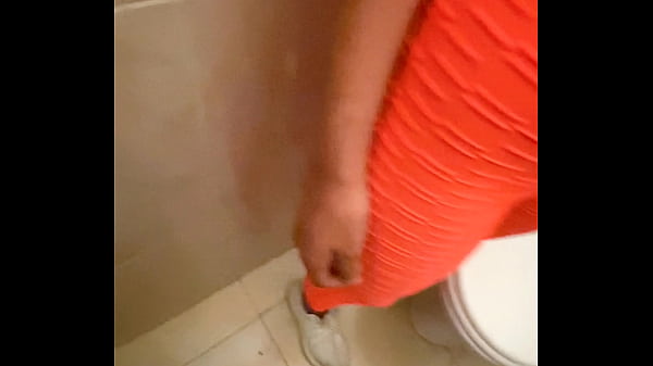 Quick sex with my best friend in the public bathroom of the university