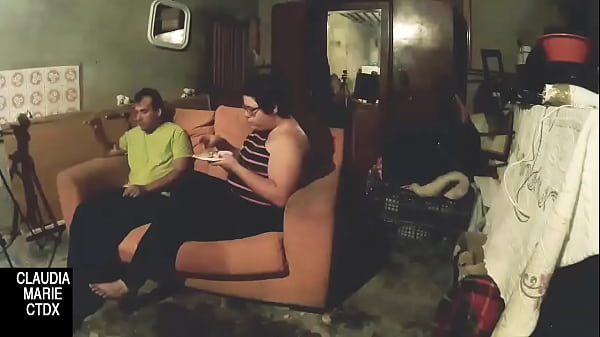 Juggling the fat woman's mouth until she gets all the cum inside her