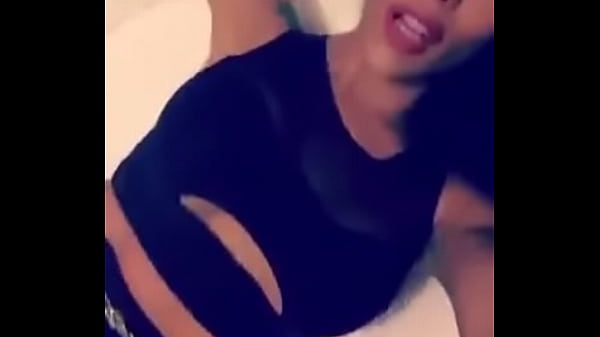 Bella-transexual-shemale-trans-morena-bru iza-Ibizahoney
