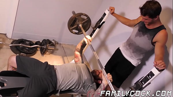 Hunky stepdad hammering twinks tight ass after ...