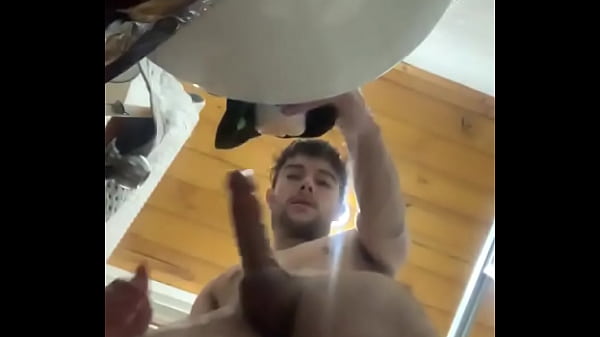 Joven masturbandose