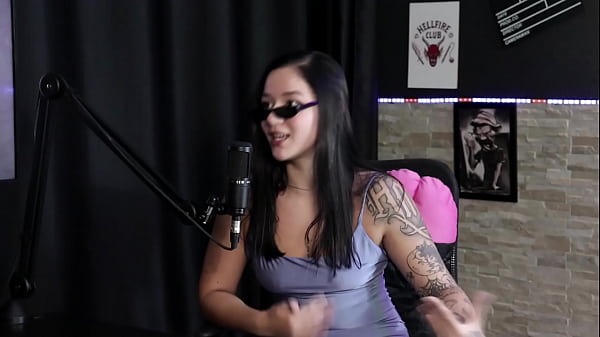 She was very naughty in college, she's been on the cover of magazines, she likes people to cum on her feet, she's submissive, she likes wild sex, and northeastern orgies... - Bi Mejia (SHEER/RED)