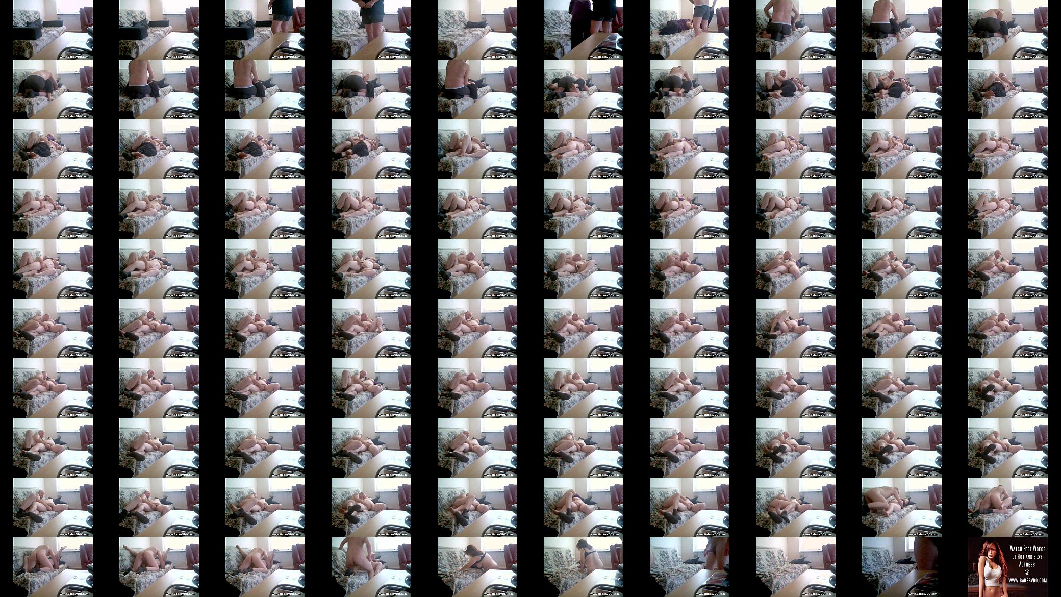 Hidden Cam Sofa Fuck 预览图