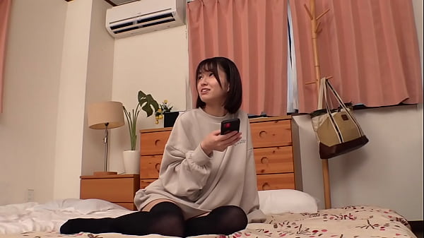 Download Video - ミニスカニーソから覗く「絶対領域」に興奮が抑えられなくなってしまった僕は&hellip;　圧倒的太ももフェチズム！黒ニーハイが太もものエロさを際立たせる！Part2