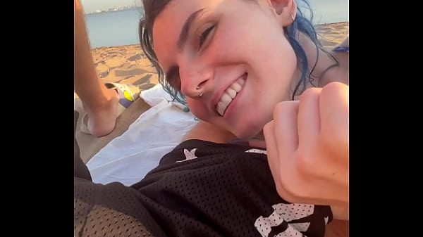 Sex on a public beach - Сreampie