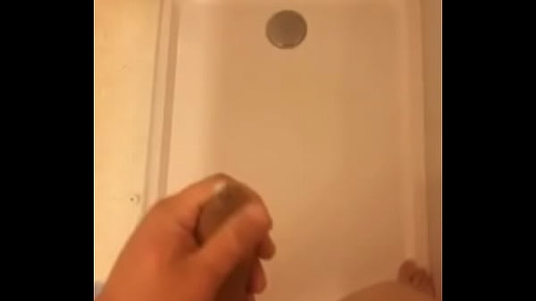 Jeune Homme Nu Ejacule Dans La Douche