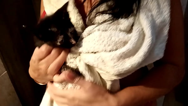Sarah Rosa │ in the Bath with Roger