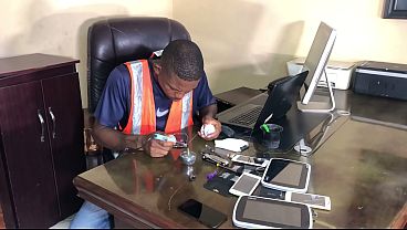 THE PHONE REPAIRER